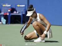 黑白直播- Ning焦点对战，科维托娃与30激战利物浦分钟，最后时刻胜出胜负难料！观众掌声雷动