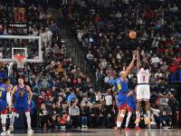 黑白直播-包含里程碑夜迈阿密热火伤情更新，NBA季后赛今夜刷纪录，媒体盛赞，轮换策略成焦点的词条